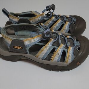 KEEN Newport H2 Sport Waterproof Slingback Sandal size 7.5